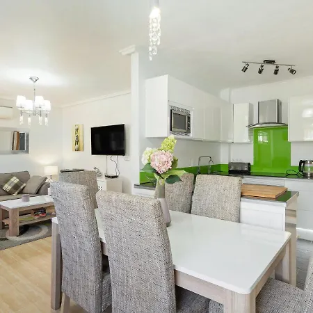 Belvilla By Oyo Casa Crispin Holiday home *
