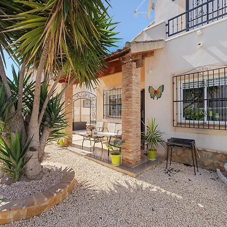 Modern Garden Home, Algorfa Σπίτι διακοπών